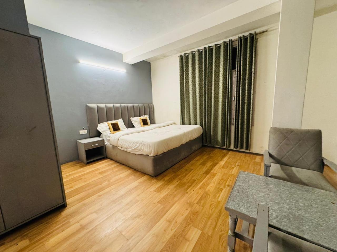 Hotel New # Link Way # Near Zing Bus Stand مايالي المظهر الخارجي الصورة