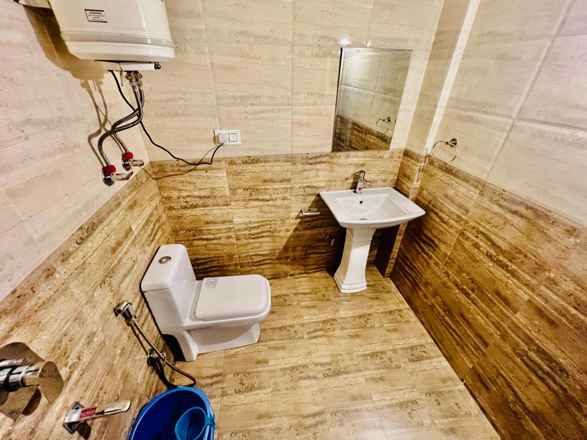 Hotel New # Link Way # Near Zing Bus Stand مايالي المظهر الخارجي الصورة